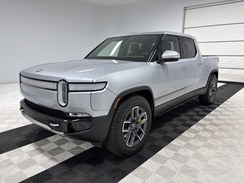 2023 Rivian R1T Adventure Quad Motor Large Pack