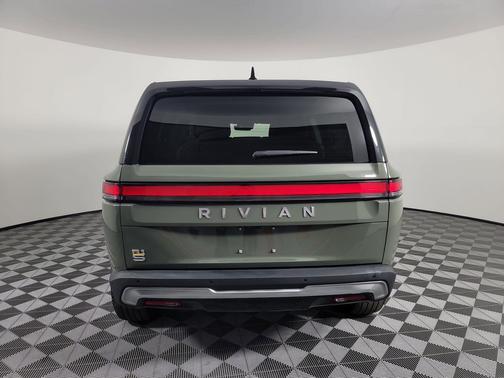 2023 Rivian R1S Launch Edition