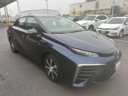 2019 Toyota Mirai Base