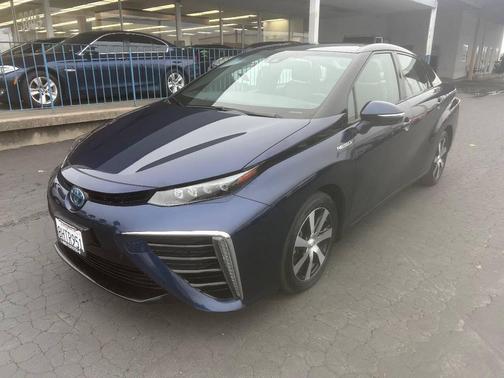 2019 Toyota Mirai Base