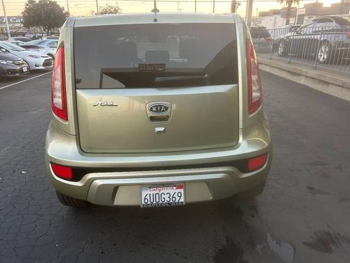 2012 Kia Soul +