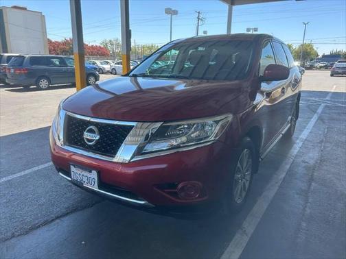 2014 Nissan Pathfinder S