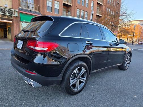 2019 Mercedes-Benz GLC 300 4MATIC