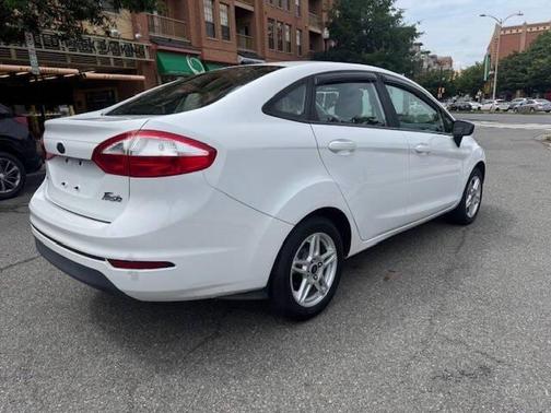 2017 Ford Fiesta SE