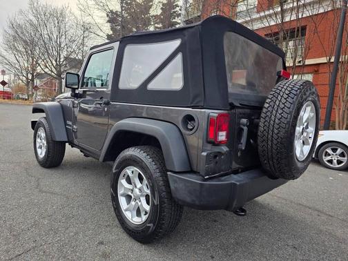 2016 Jeep Wrangler Sport