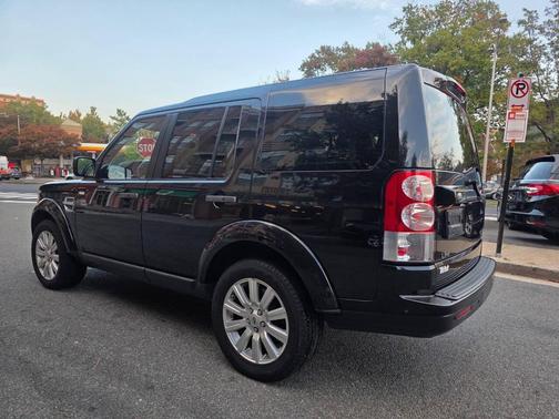 2013 Land Rover LR4 Base
