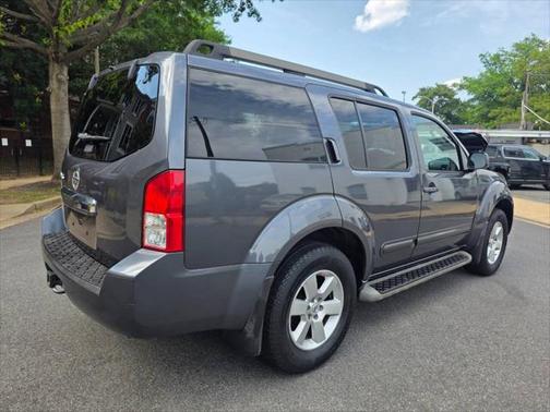 2012 Nissan Pathfinder SV