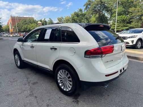 2013 Lincoln MKX Base