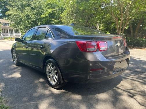 Photo 4 of 22 of 2013 Chevrolet Malibu LT