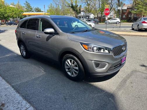 2018 Kia Sorento LX