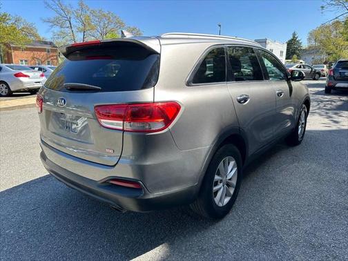 2018 Kia Sorento LX