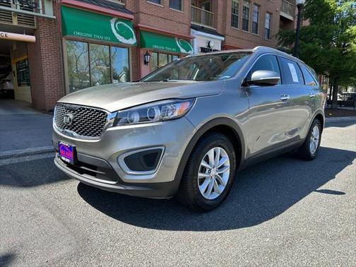 2018 Kia Sorento LX