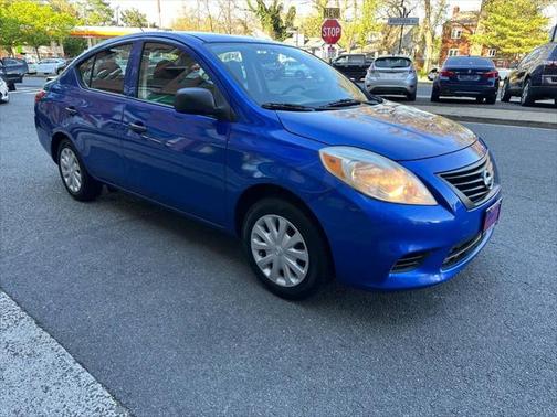 2014 Nissan Versa 1.6 S+