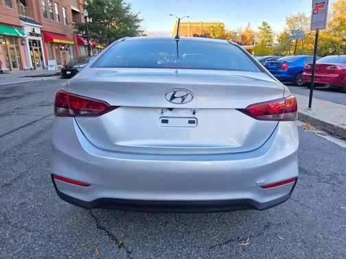 2018 Hyundai Accent SE