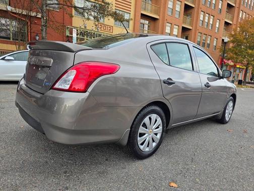 2016 Nissan Versa 1.6 S+