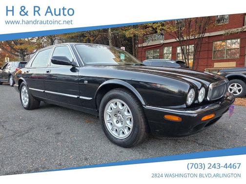 2002 Jaguar XJ8 XJ8 4dr Sedan