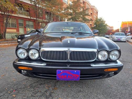 2002 Jaguar XJ8 XJ8 4dr Sedan