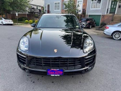2017 Porsche Macan Base