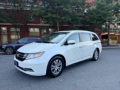 White 2014 Honda Odyssey EX