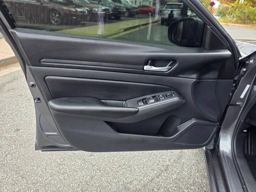 2022 Nissan Altima S FWD