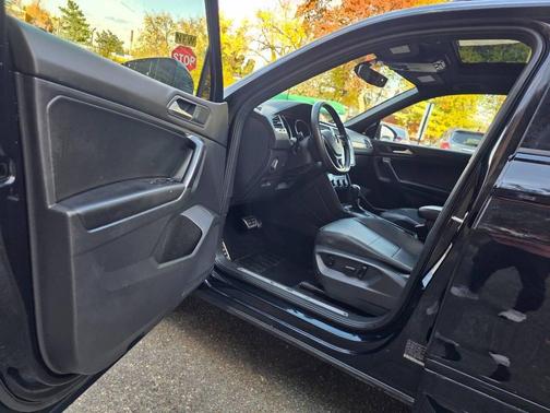 2021 Volkswagen Tiguan 2.0T SEL