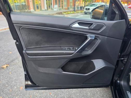 2021 Volkswagen Tiguan 2.0T SEL