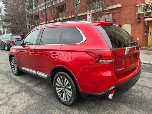2020 Mitsubishi Outlander SEL