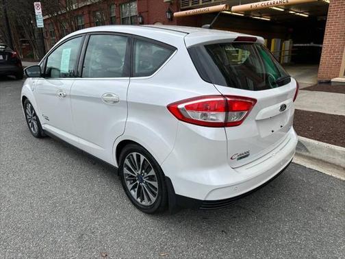 2017 Ford C-Max Energi Titanium