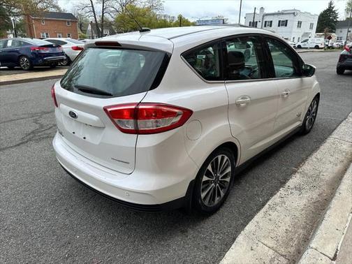 2017 Ford C-Max Energi Titanium