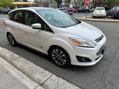 2017 Ford C-Max Energi Titanium