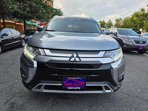 2020 Mitsubishi Outlander SE