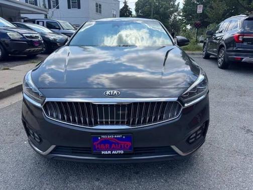2017 Kia Cadenza Technology