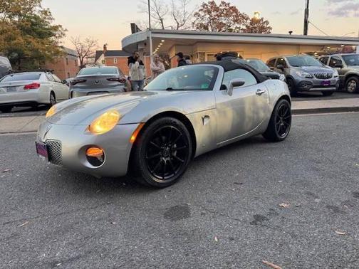 2006 Pontiac Solstice Base 2dr Convertible