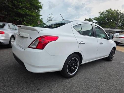 2019 Nissan Versa 1.6 SV