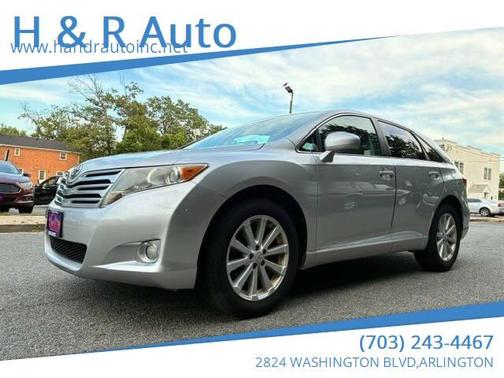 Magnetic Gray Metallic 2010 Toyota Venza Base