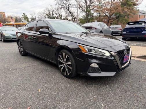 2020 Nissan Altima SR FWD