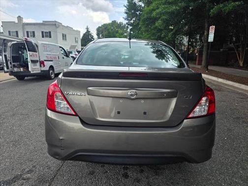 2017 Nissan Versa 1.6 SV