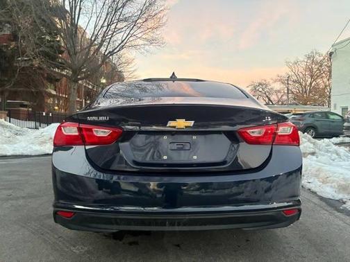 2017 Chevrolet Malibu 1LT