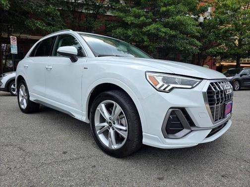 2022 Audi Q3 45 S line Premium Plus