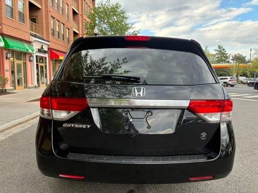 Crystal Black Pearl 2016 Honda Odyssey EX-L