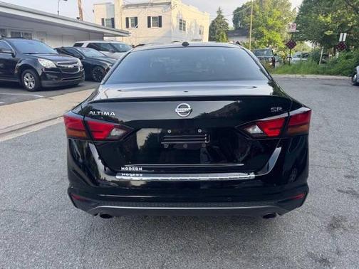 2020 Nissan Altima SR FWD