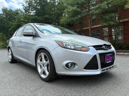 Ingot Silver Metallic 2012 Ford Focus Titanium