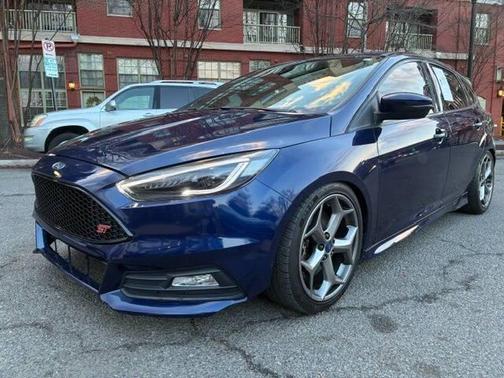 2017 Ford Focus ST 