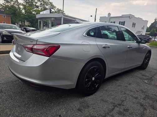 2021 Chevrolet Malibu FWD LT