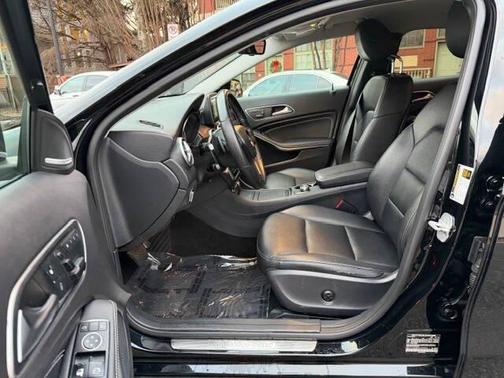 2015 Mercedes-Benz GLA-Class 4MATIC