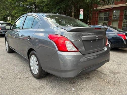 2019 Nissan Versa 1.6 S+