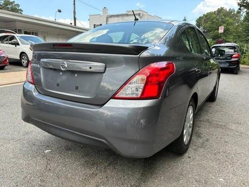 2019 Nissan Versa 1.6 S+