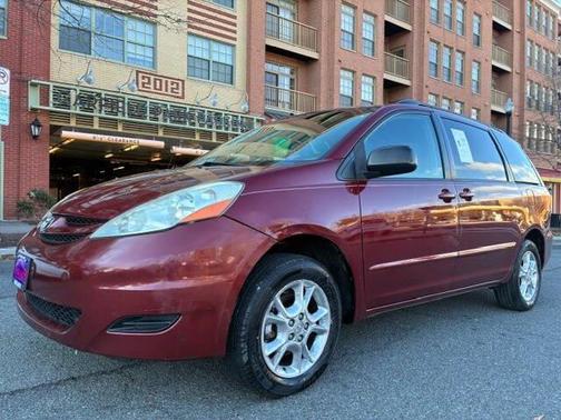 2006 Toyota Sienna LE
