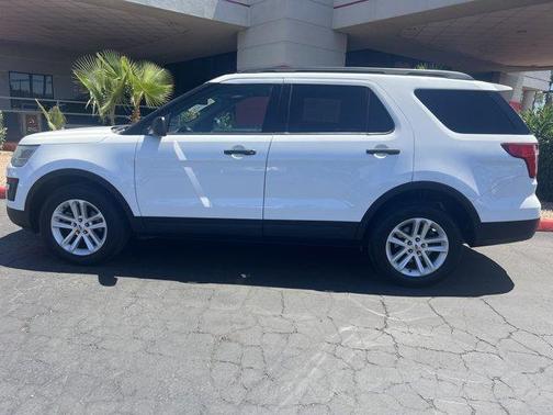 2016 Ford Explorer Base
