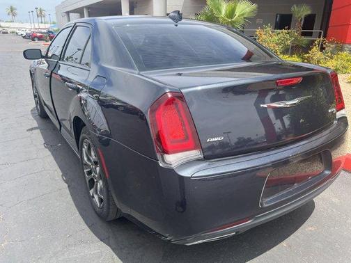 2018 Chrysler 300 S